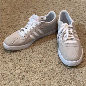NWOT beige and white Adidas.